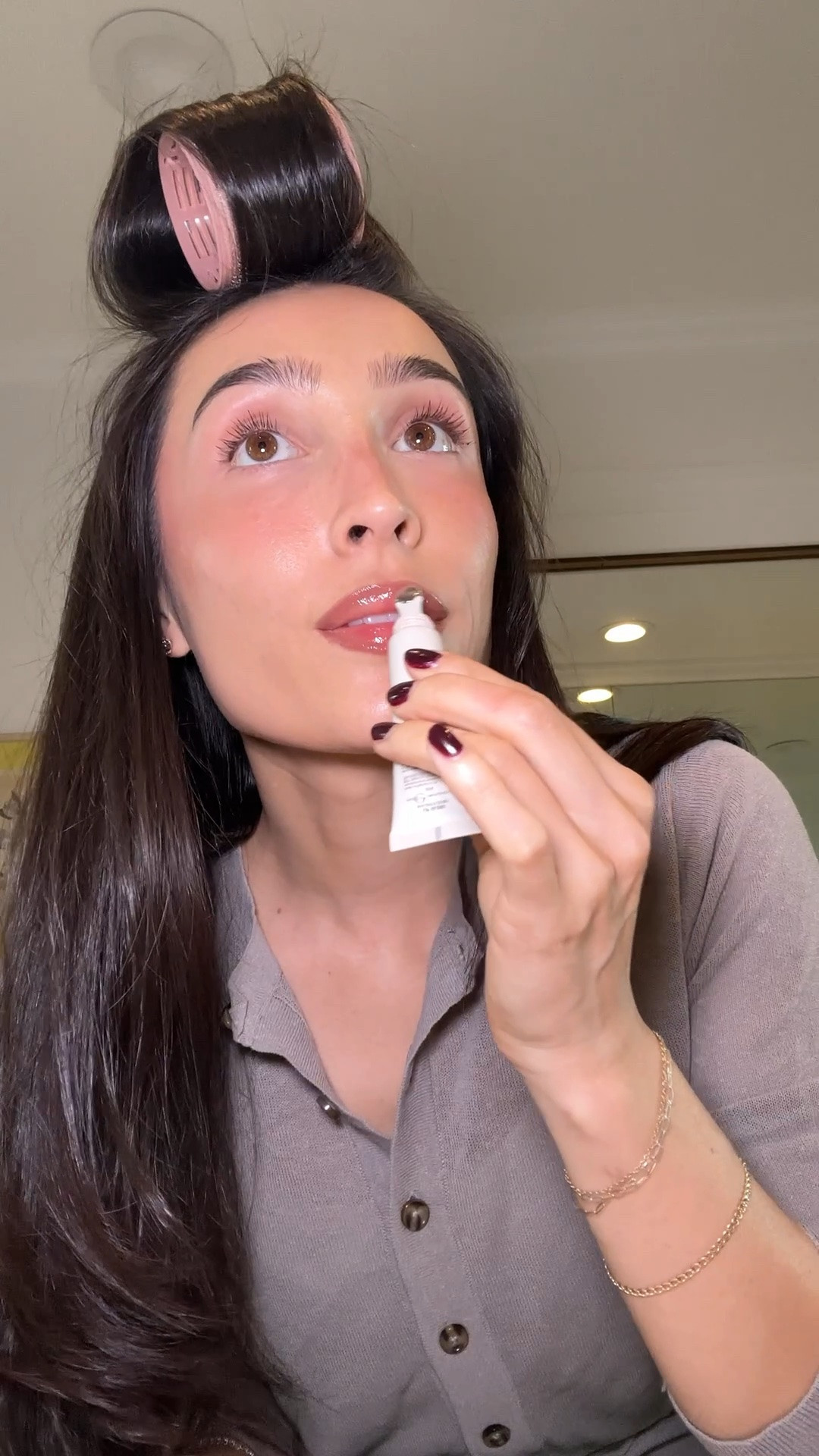 Lip combo 🤝 good sunnies

Lip stain in almond, liner in “work of art”, gloss in clear

#LTKgrwm #LTKootd #LTKBeauty