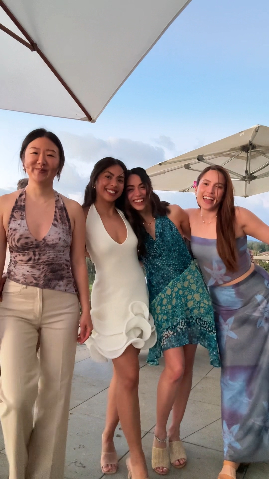 Wearing an XS in the blue dress 💙🌊