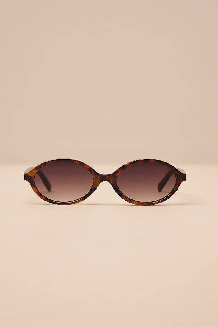 Helfa Brown Tortoiseshell Oval Sunglasses | Lulus