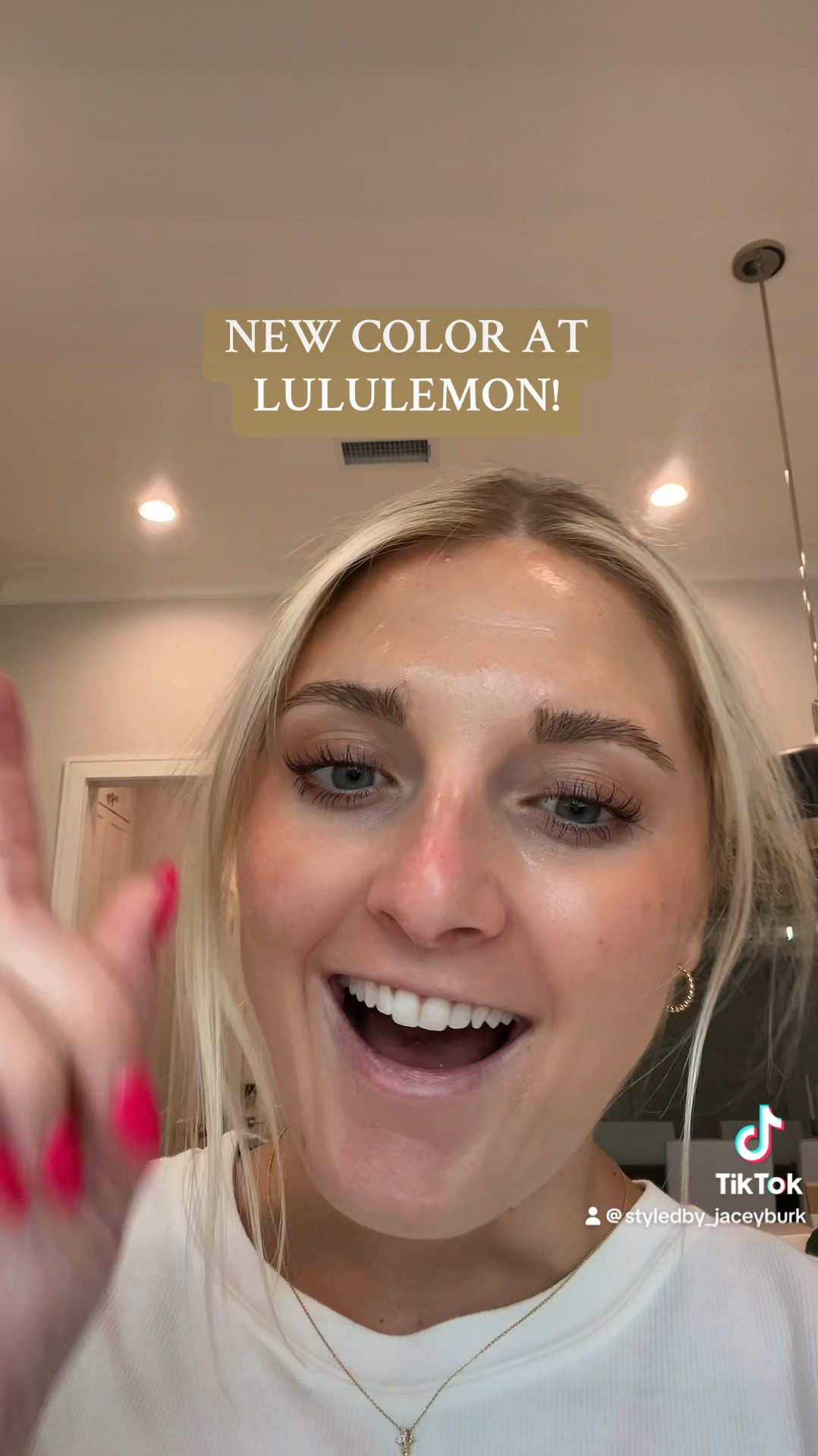 The perfect color for your summer athletic outfits!💛🌟🌼🍌

#LTKVideo #LTKActive #LTKFindsUnder50