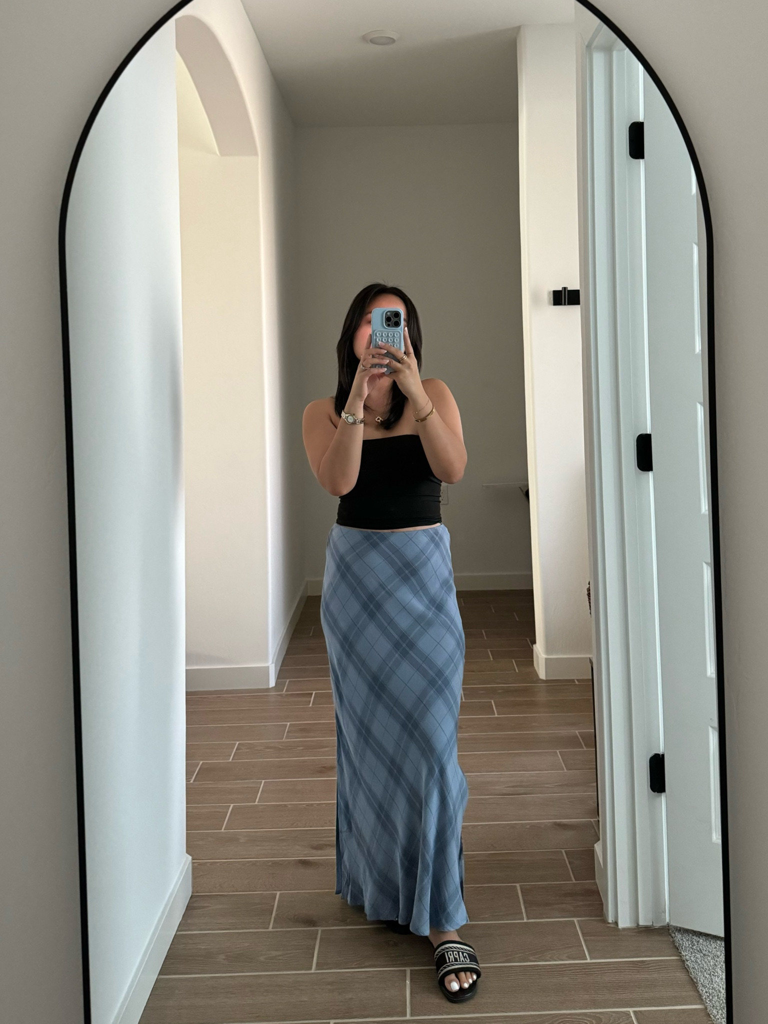 wearing size small. Skirt feels a little loose on the waist, probably could have sized down. 

#LTKFindsUnder50 #LTKStyleTip