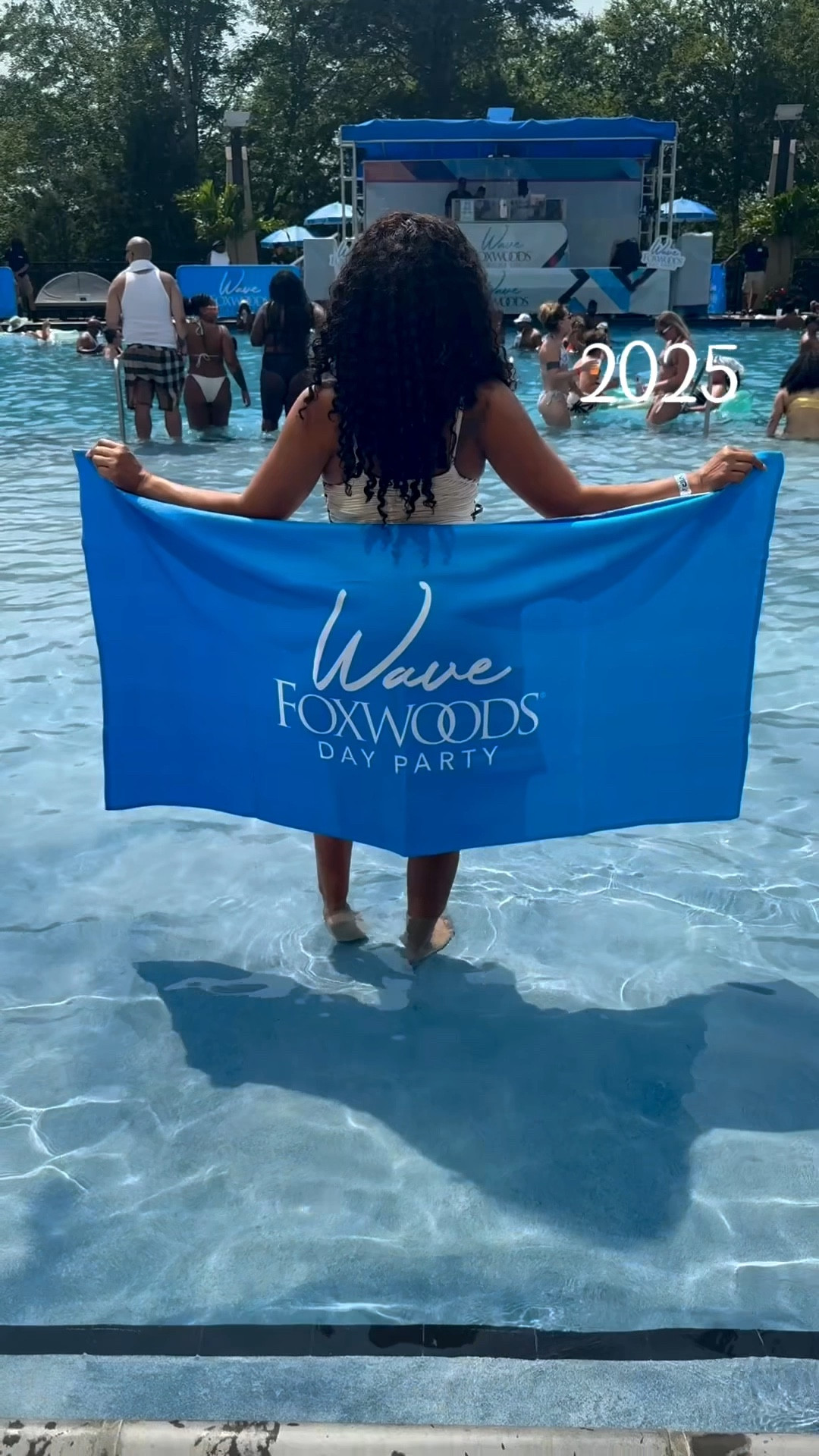 The second half of 2025 really said “hold my drink” 🍾✨
July through December… wow. Just wow.
Looking back at these clips from Q3 and Q4, I’m realizing this is where everything came together. Summer adventures rolled into fall vibes, which somehow led us to this exact moment 💓New Year’s Eve 2025.

These past six months tested me, surprised me, and reminded me what I’m capable of. The growth, the setbacks, the wins, the random Tuesday nights that turned into core memories… all of it shaped who I’m becoming.

As we close out this year in a few hours, I’m not just grateful💗 I’m genuinely proud. Proud of how I showed up, how I kept going, and how I let myself experience every moment fully.
2025, you were one for the books 📖

What was your favorite moment from the second half of the year? Let me know 🥰 👇

#Q3Q42025 #SecondHalf #NYE2025 #NewYearsEve #YearEndRecap 2025Memories CheersTo2025 YearInReview GratefulHeart Hello 2026 LastDayOf2025