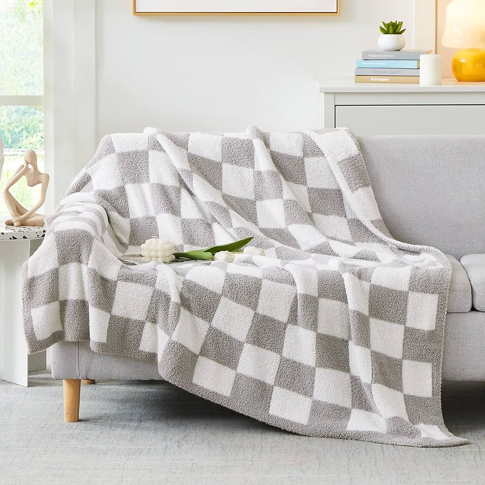 WRENSONGE Checkered Throw Blanket, Light Grey Microfiber Soft Cozy Fluffy Warm Hand Made Throw Bl... | Amazon (US)