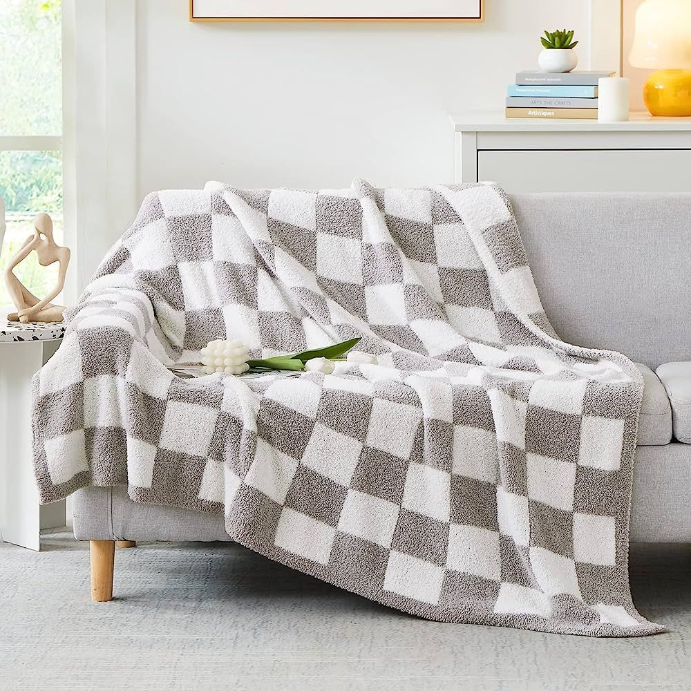 WRENSONGE Checkered Throw Blanket, Light Grey Microfiber Soft Cozy Fluffy Warm Hand Made Throw Bl... | Amazon (US)