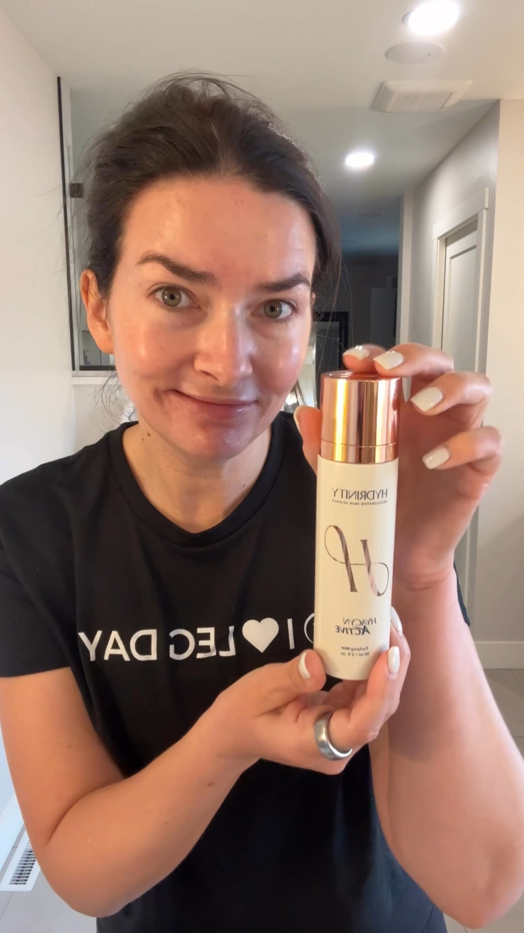 For my acne prone girlies who need a glow boost during the day or post workout pH balancer to help with breakouts 
