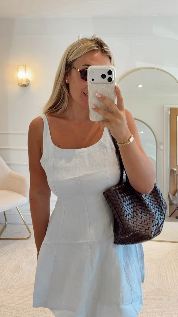 Gorgeous linen dress 💙

Summer outfit, holiday outfit, summer dress, linen, mini dress, heatwave outfit

#LTKuk #LTKsummer #LTKdresses