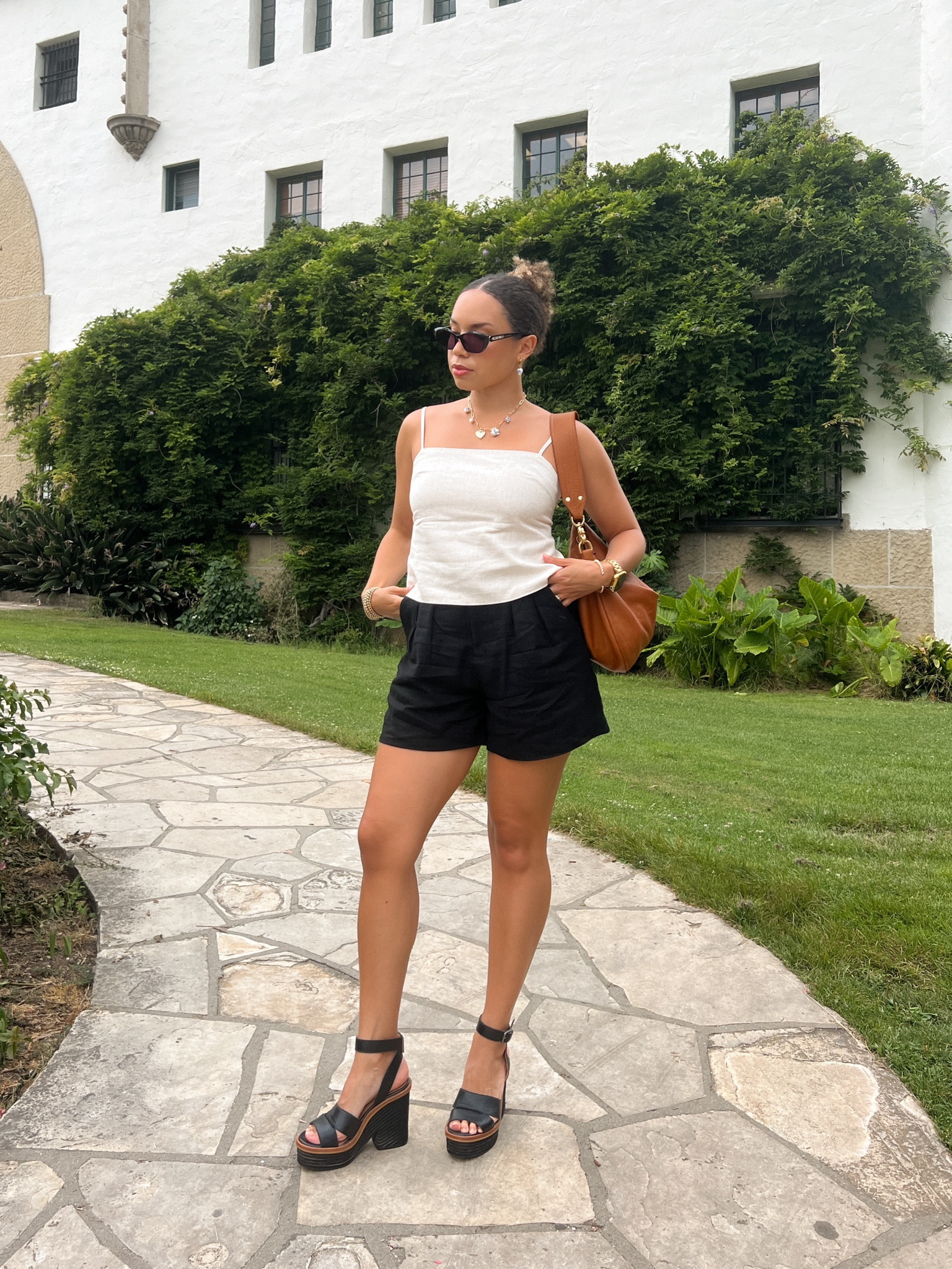 linen summer 🤍 use code “holidaze” at city beach for a discount!

#LTKSeasonal #LTKFindsUnder50 #LTKSaleAlert