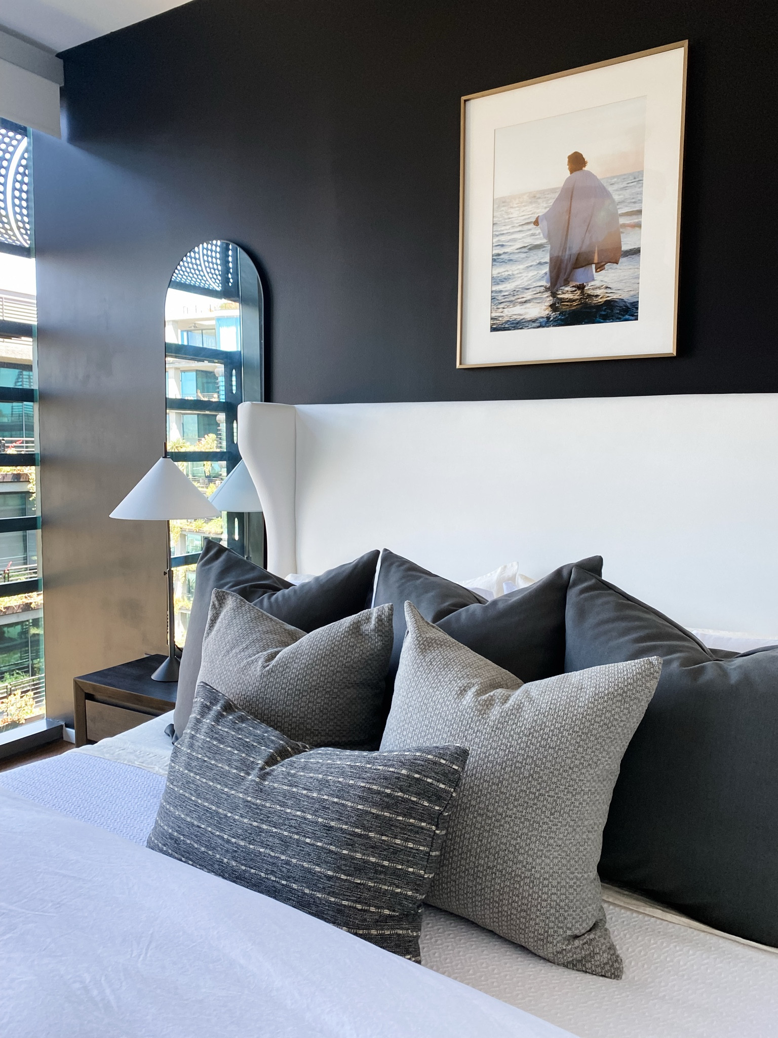 Simple modern bed styling🤍

Pillow, bed, lamp

#LTKStyleTip #LTKHome