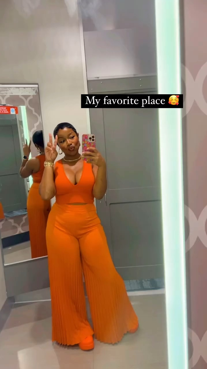 OOTD! 🧡

#LTKVideo #LTKFindsUnder50 #LTKStyleTip