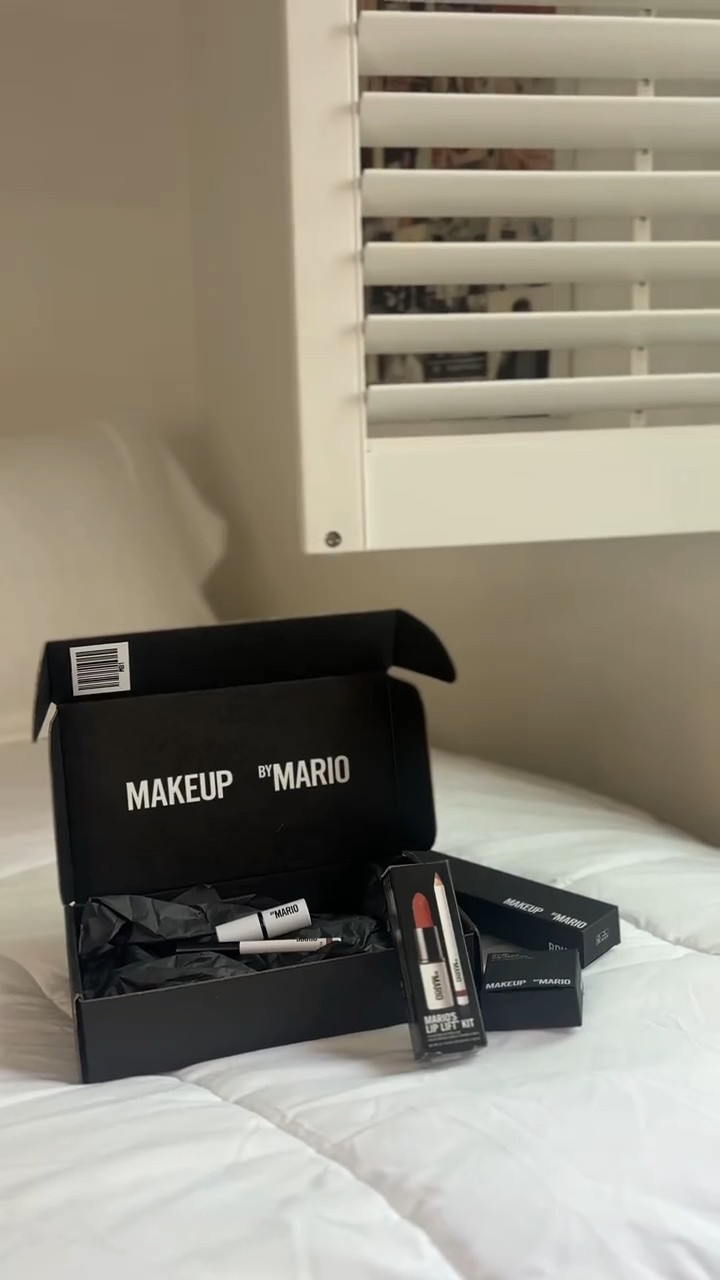 Makeup by Mario unboxing ✨ Featuring the F4 Brush, Soft Pop Blush Stick, Soft Pop Lip + Cheek Color, Mini Ultra Suede® Lipstick, and Mini Ultra Suede® Sculpting Lip Pencil. These Sephora beauty finds are perfect for an everyday soft glam makeup look. 💄🤍 #MakeupByMario #Sephora #MakeupHaul #SoftGlam #BeautyFavorites #LTKBeauty