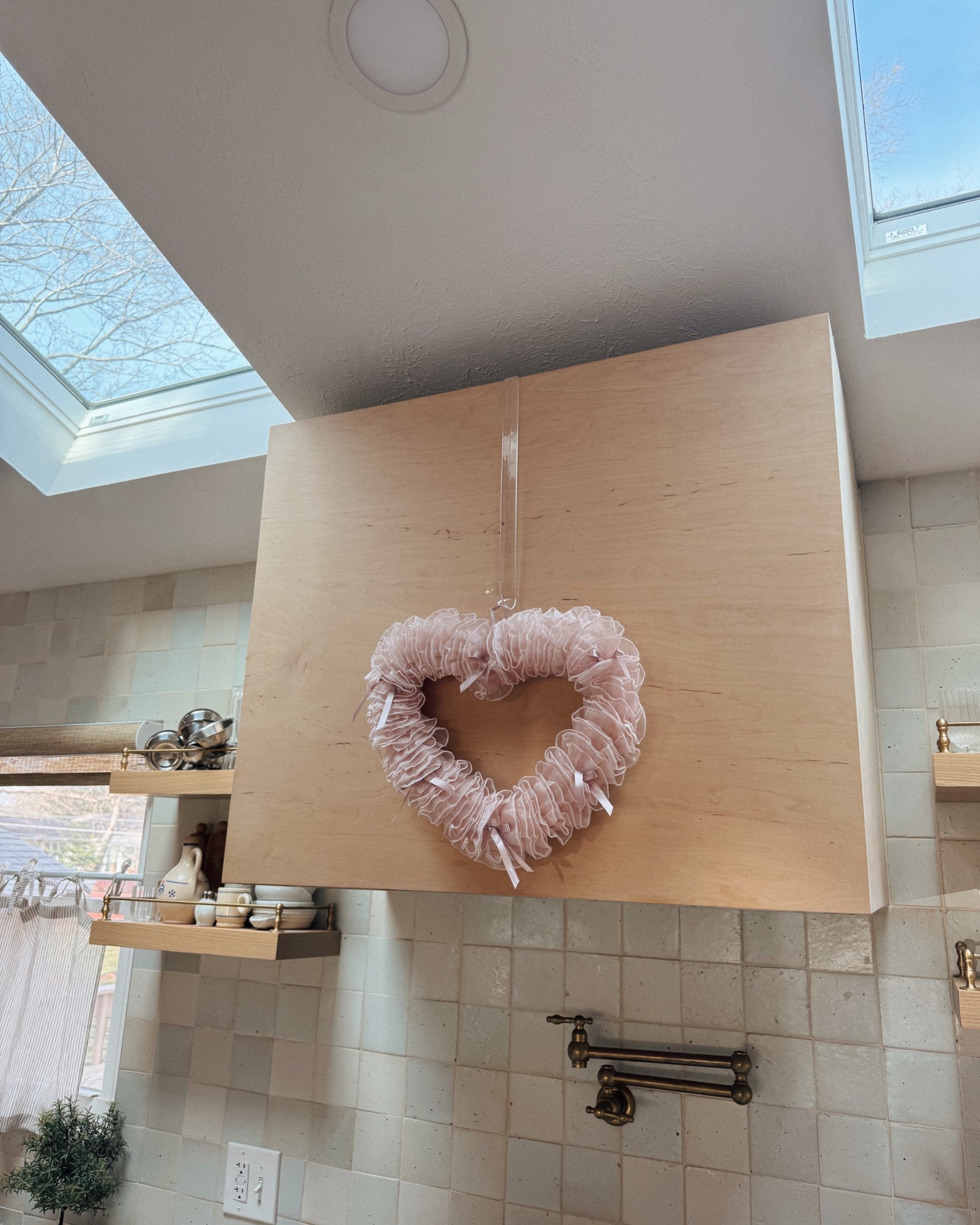 Cutest valentine's day wreath!!