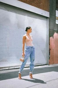 Distressed Straight-Leg Jeans | Forever 21 (US)