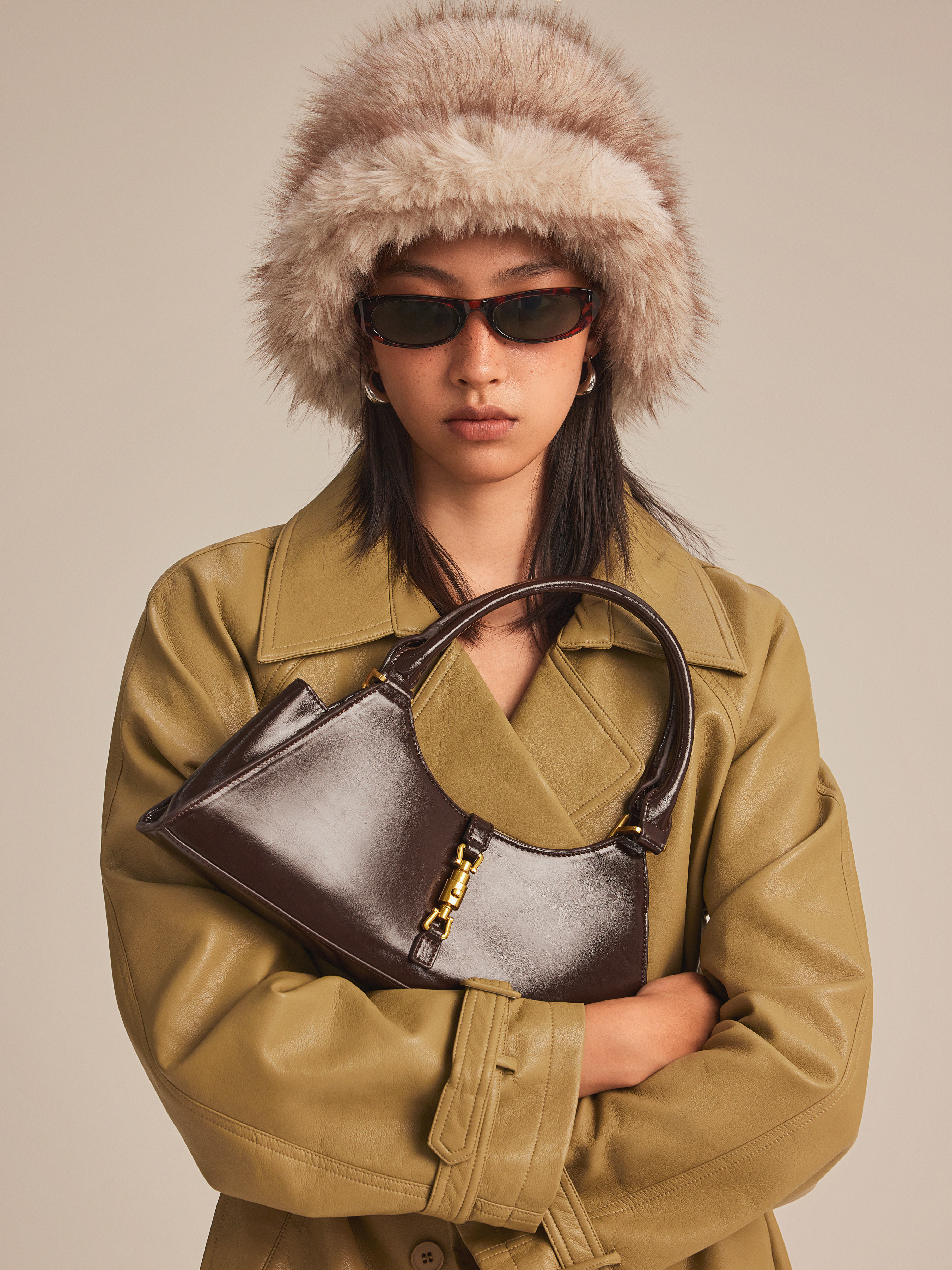 Faux Leather PUSH-LOCK DECOR SHOULDER BAG For Coffee Shop Work | Cider