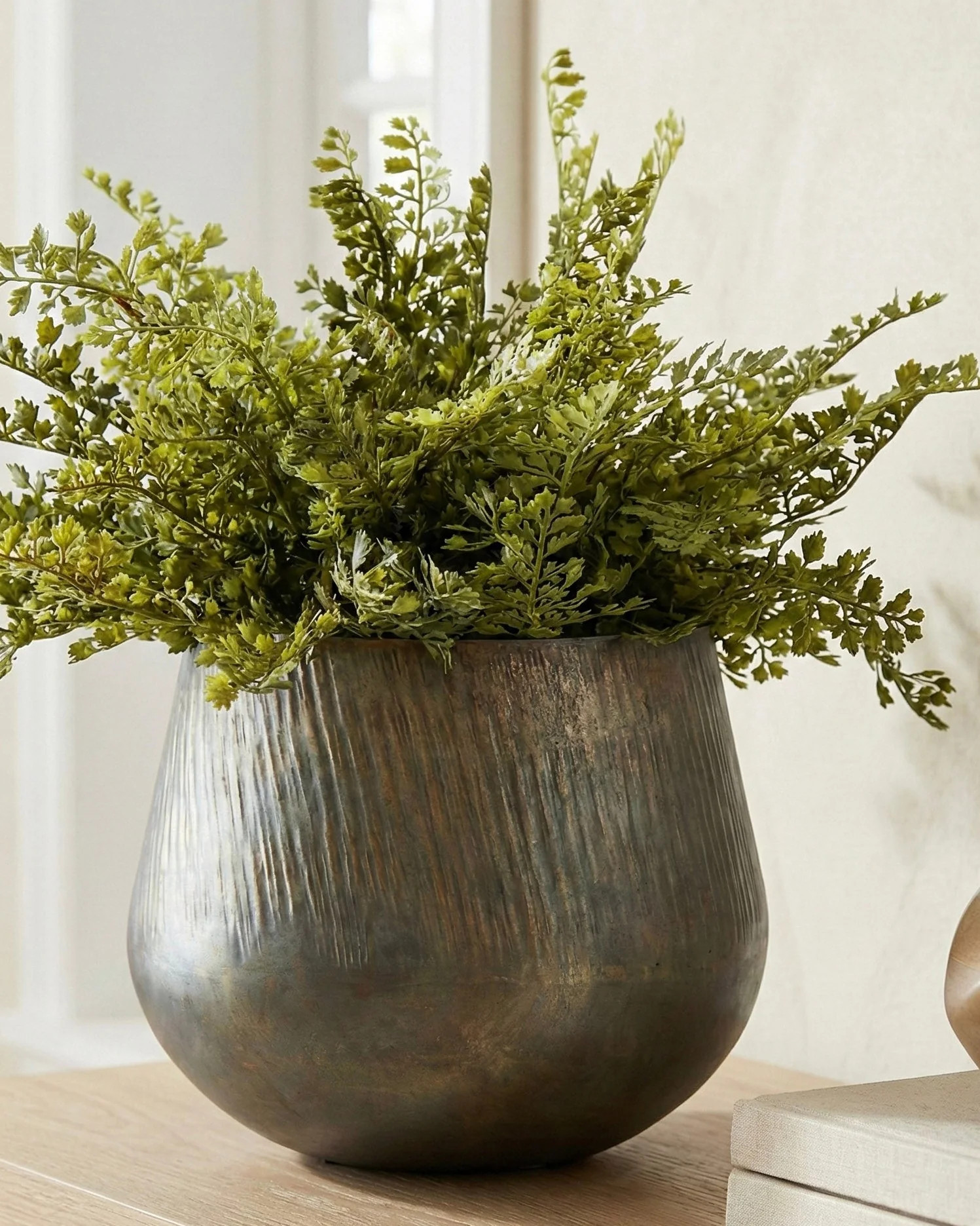 Styled Look: Antique Greenery Statement | MJHome