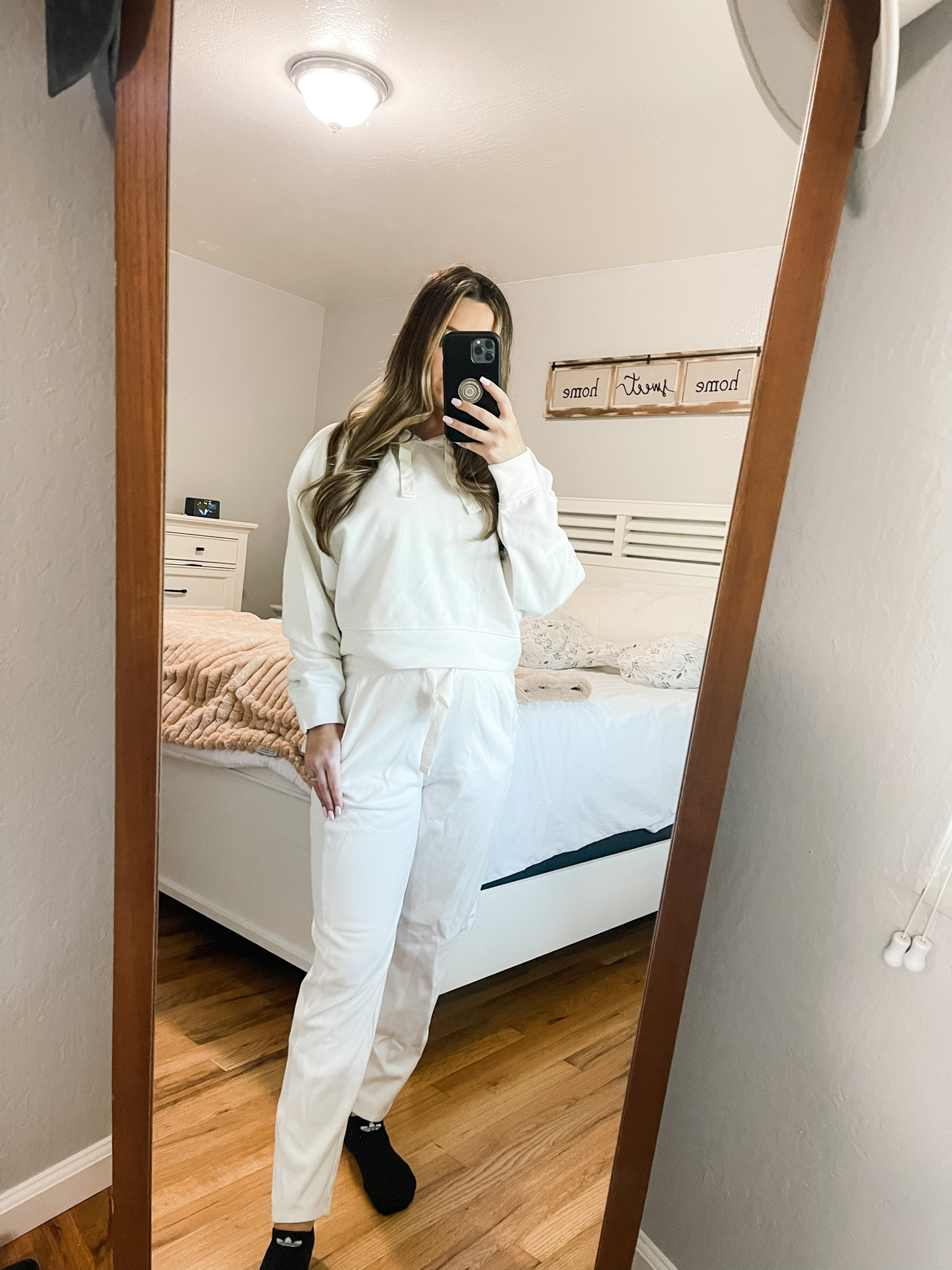 The most comfortable set from target. Bump friendly. Size xs

#LTKtravel #LTKFind #LTKbump