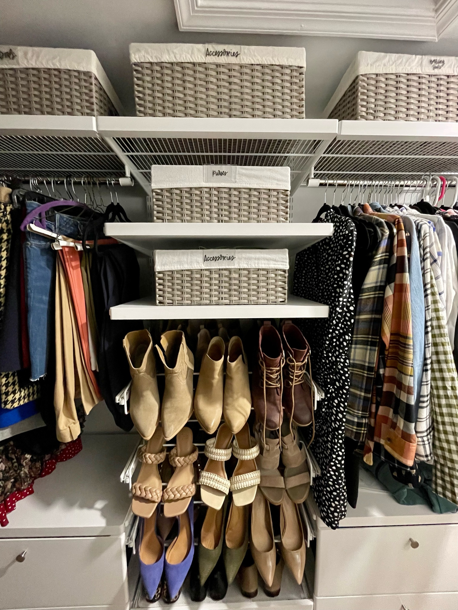 Woven storage baskets are 25% off when you buy $100+

Home closet organization 

Closet system

Storage bins

#LTKfamily #LTKhome #LTKsalealert