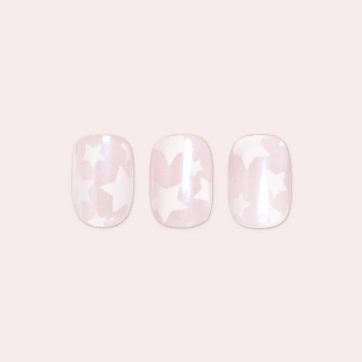 Shimmery Super Star - Press-On | Extra Short | Squoval | Olive & June