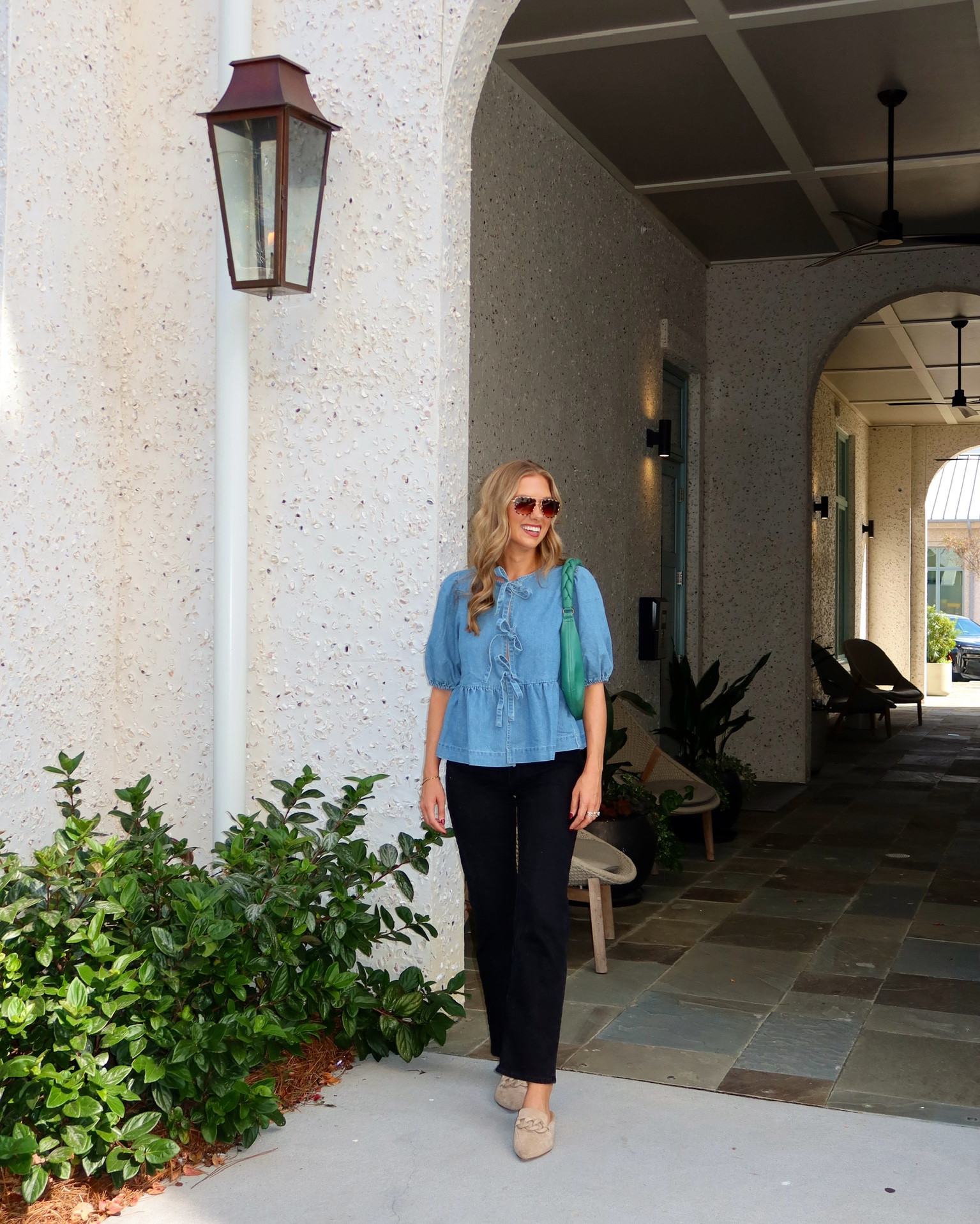 Easy fall outfit! 

Denim 
Jeans 
Fall Outfit 
Pink Lily 
Moreewithmo 

#LTKWorkwear #LTKFindsUnder100 #LTKSeasonal