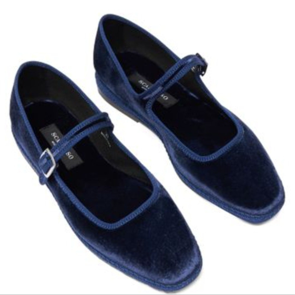 closed, square toe, silver finish, ballet pumps, flat, buckled strap

#LTKbrasil #LTKmens #LTKbump