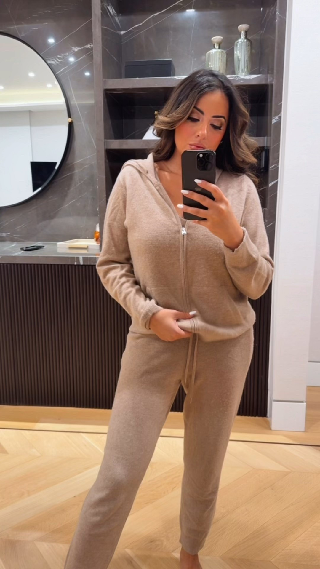 love this cozy cashmere set on sale now 

#LTKootd #LTKSaleAlert