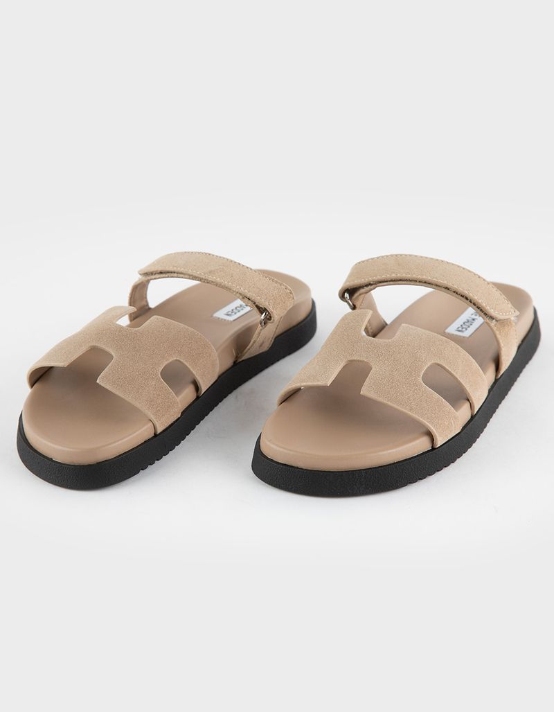 STEVE MADDEN Mayven Womens Slide Sandals | Tillys