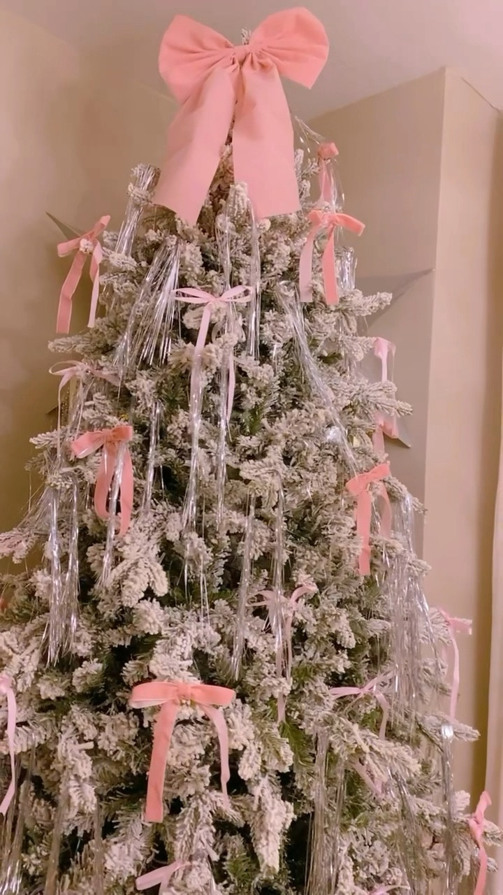 Get this look ..


#LTKHoliday #LTKHome #LTKSeasonal