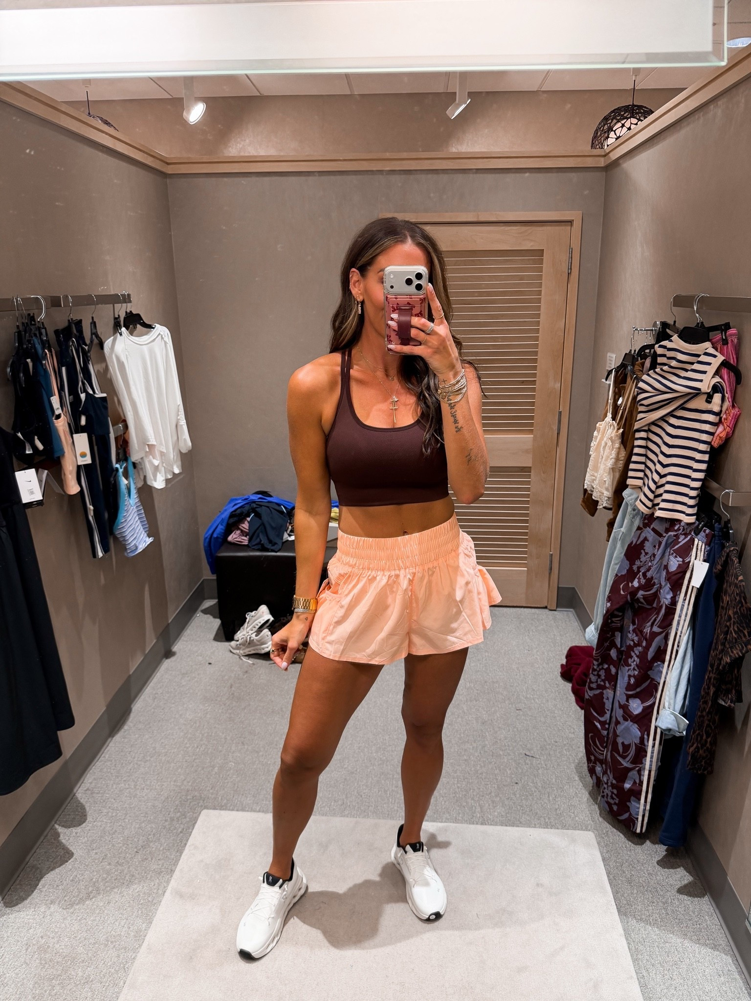 Sportsbra-small
Shorts-small