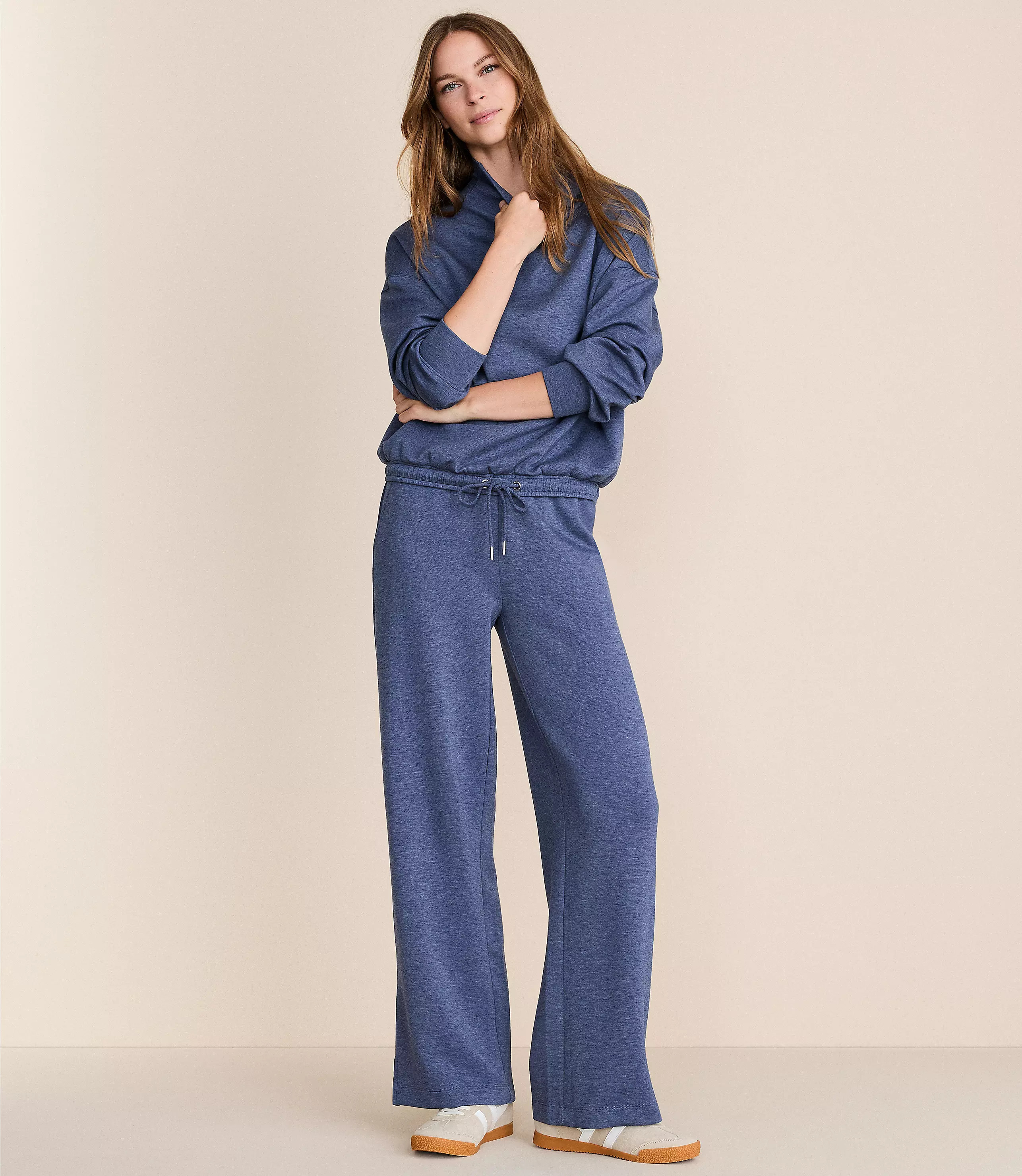 Lou & Grey Heathered Scubasoft Side Slit Straight Leg Pants | LOFT