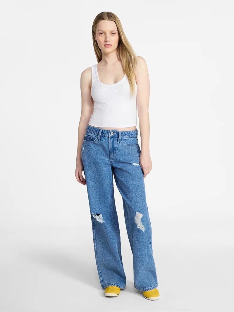 No Boundaries Cropped V-Neck Tank Top, Women’s XXS-XXL | Walmart (US)