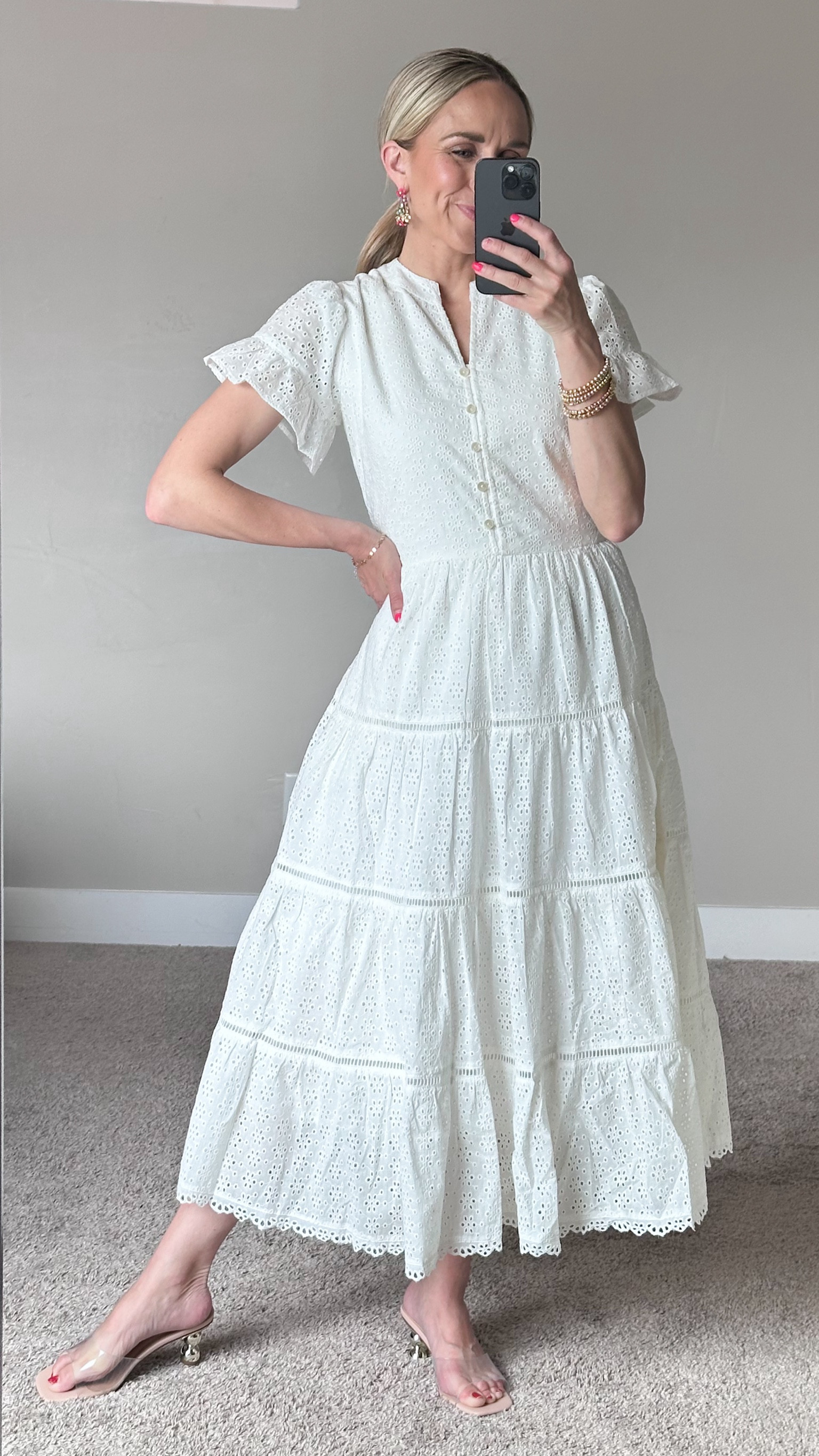 This is the perfect white dress! Would make a great graduation dress. I’m wearing an XS. 

#LTKStyleTip #LTKSeasonal