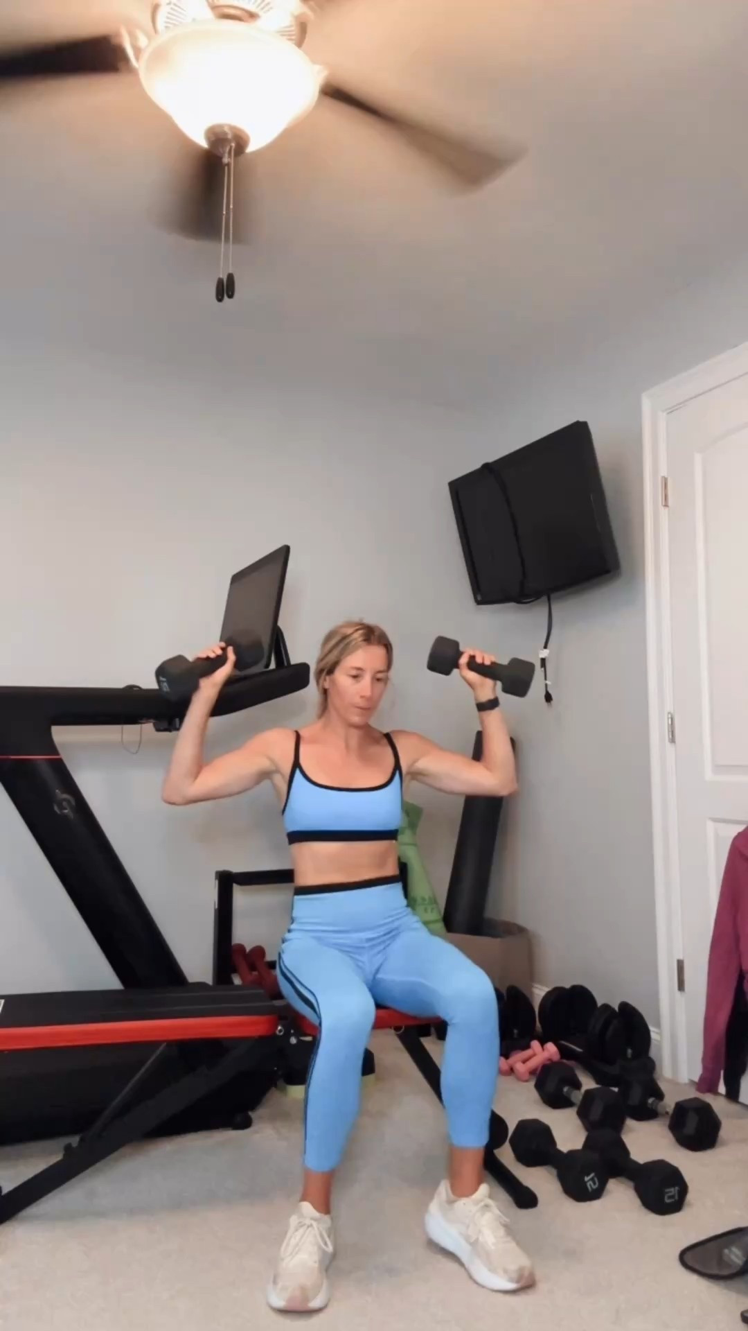 Comfiest & prettiest workout set! The color blue is stunning 

#LTKFindsUnder100 #LTKStyleTip #LTKActive