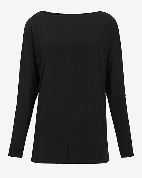 Relaxed Off The Shoulder London Tee | Express