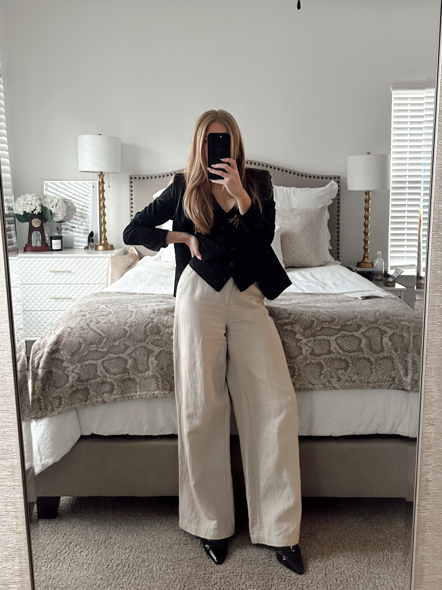 money moves on mondays 🖤

#LTKstyletip #LTKfindsunder100 #LTKworkwear