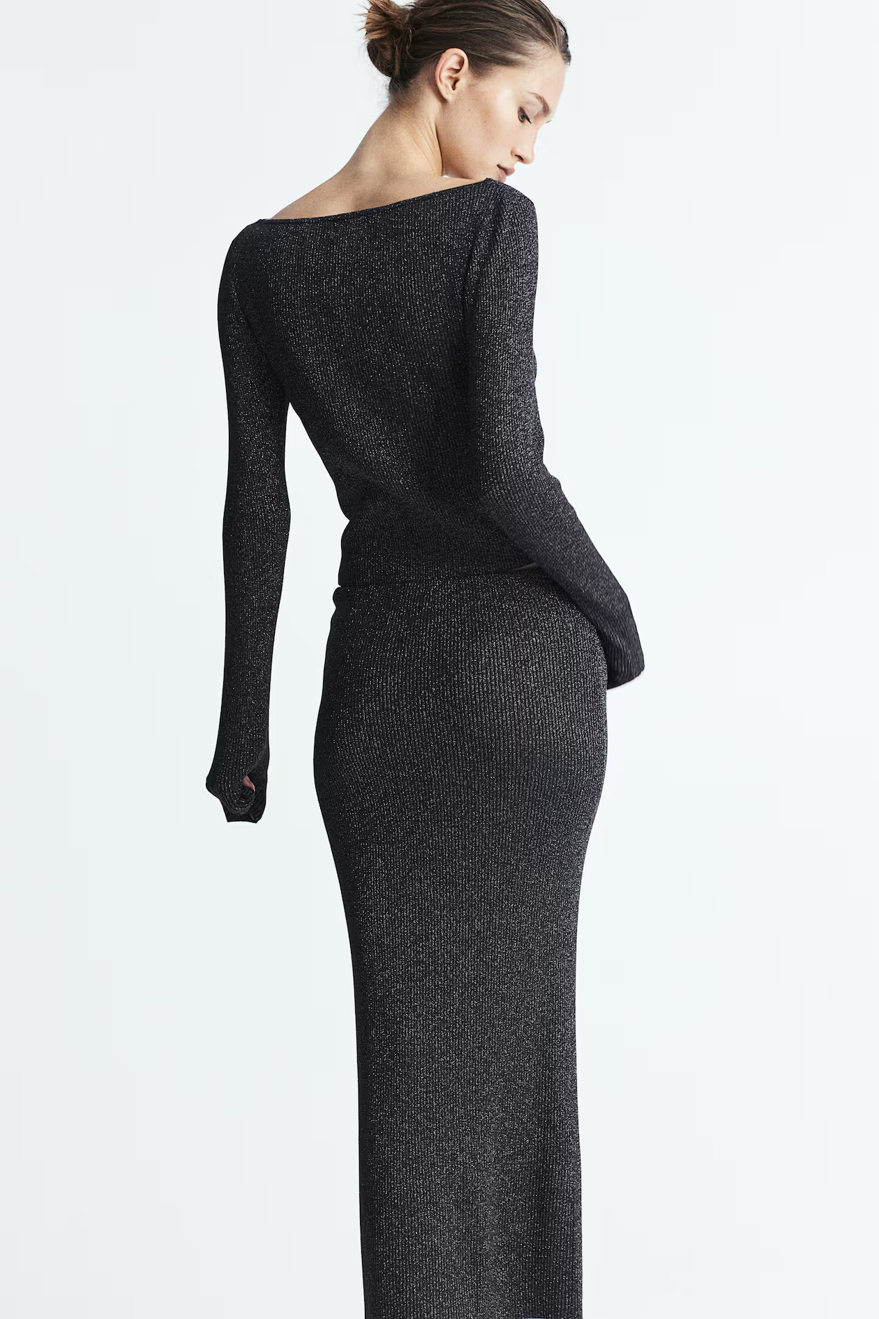 Glittery rib-knit skirt | H&M (UK, MY, IN, SG, PH, TW, HK)