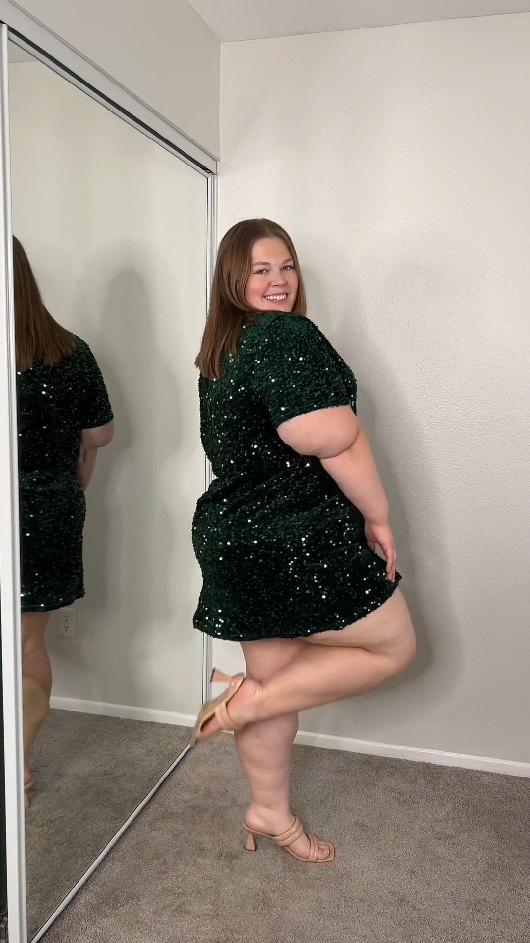 3 plus size holiday dress ideas to bring that green Christmas sparkle 

#LTKSeasonal #LTKHoliday #LTKplussize