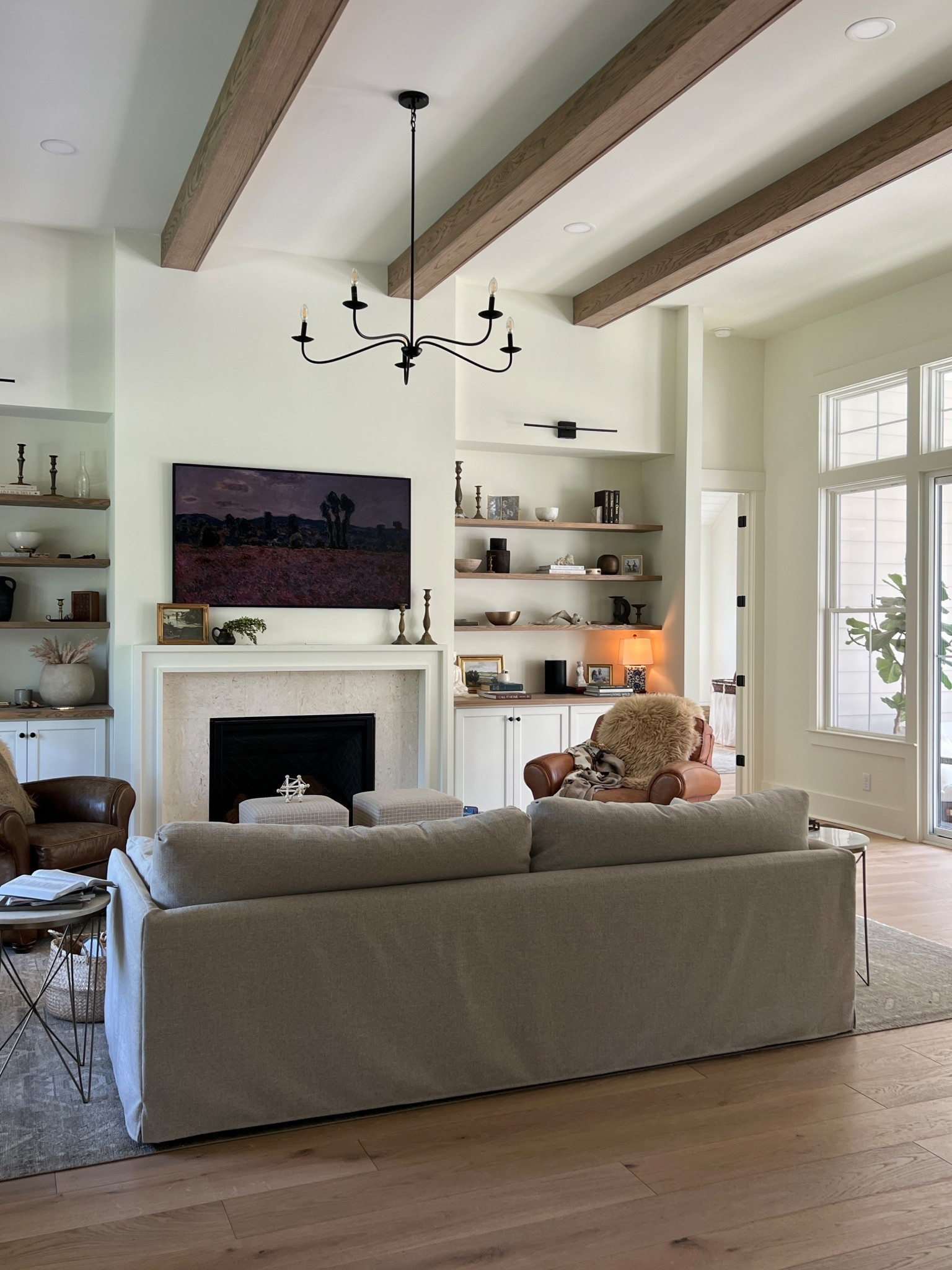 Transitional living room 

#LTKHome