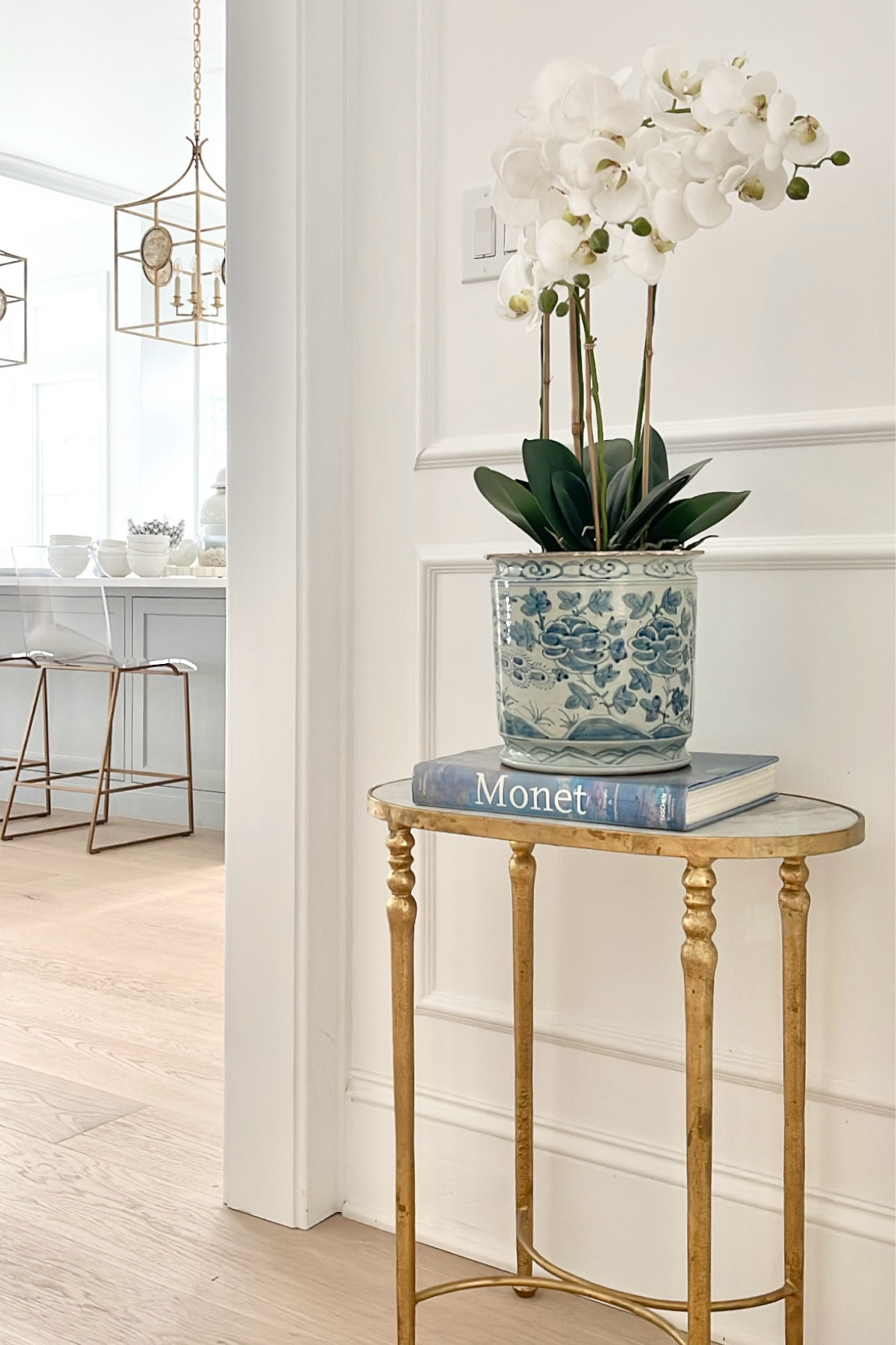 Blue and white planter, orchid
Home decor


#LTKhome