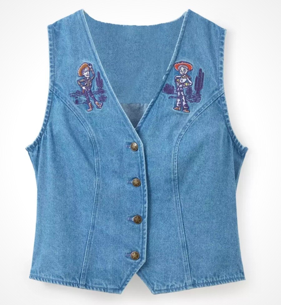 PLUS new toy story gear to get us ready for Toy Story 5! The vest is iconic 🙌

#LTKBeauty #LTKootd #LTKSeasonal