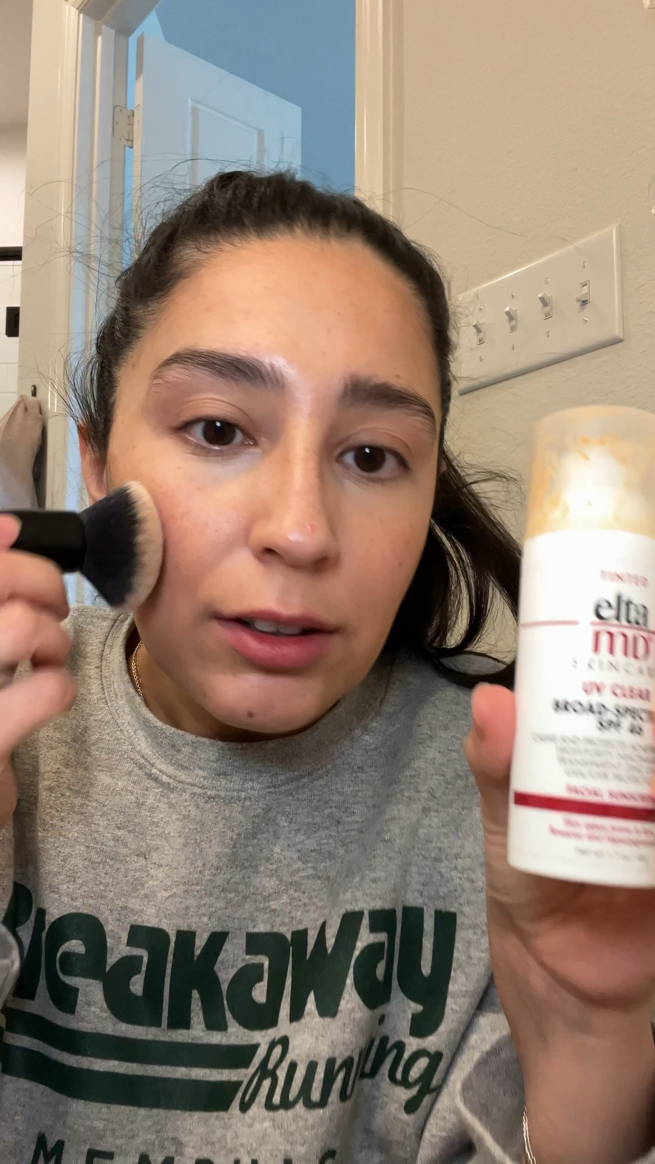 I love a quick makeup routine and now that I’m a mom it comes in handy more than ever. My go-to for the days I’m short on time is the Elta MD tinted sunscreen. I have used it for years! 

Easy makeup
Beauty trends
Quick makeup routine 
Glowy makeup
Tinted moisturizer 
Cream blush 

#LTKBeauty #LTKMostLoved