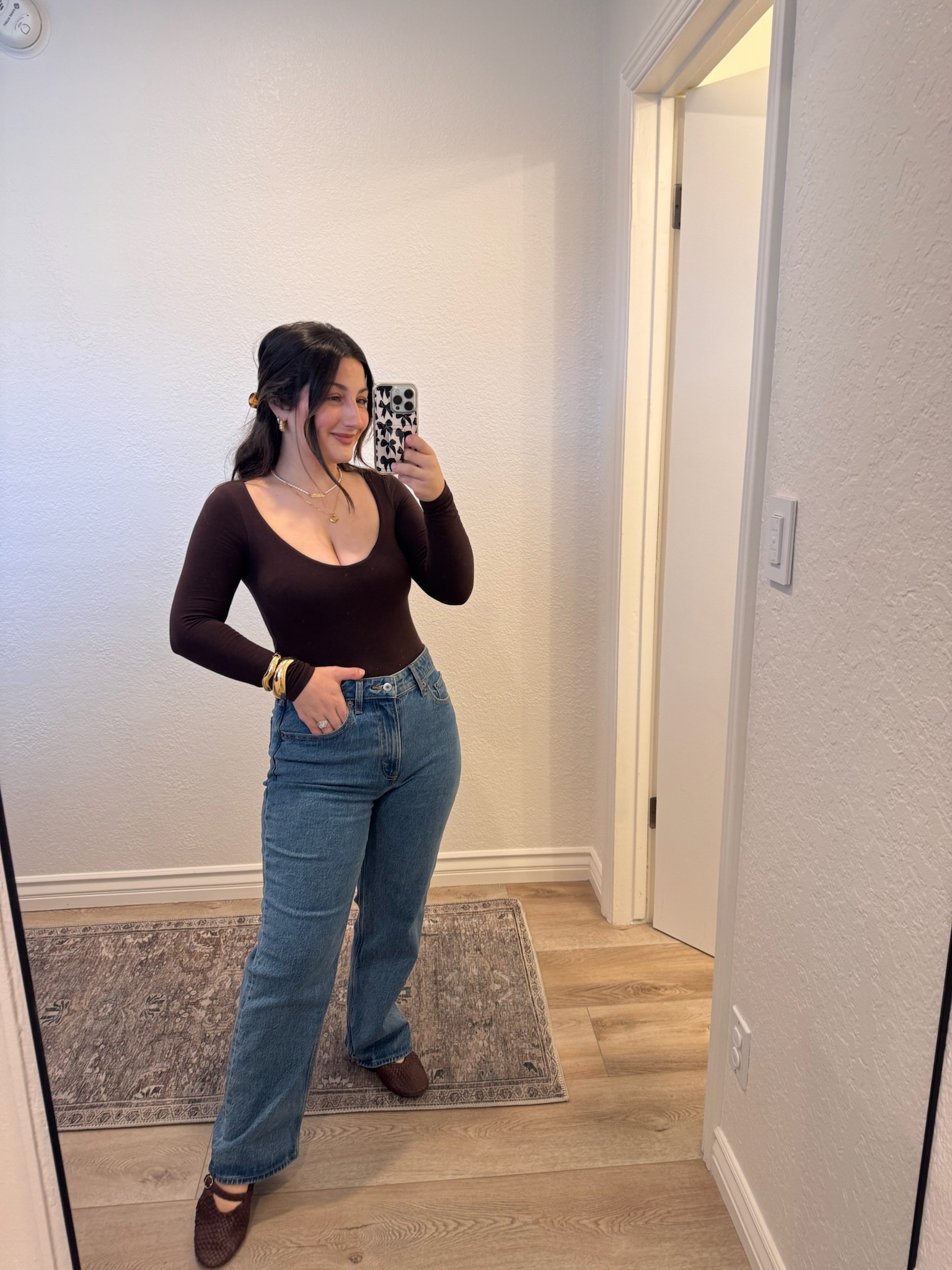 OOTD! 
Petite friendly! 

Bodysuit size xs
Jeans size 27 extra short 

Taudrey necklace use code: holidayhug
Oak & Luna necjlaxeklace use code: Mimiltk
5'0" 140lbs 

#LTKFindsUnder100 #LTKPetite #LTKootd