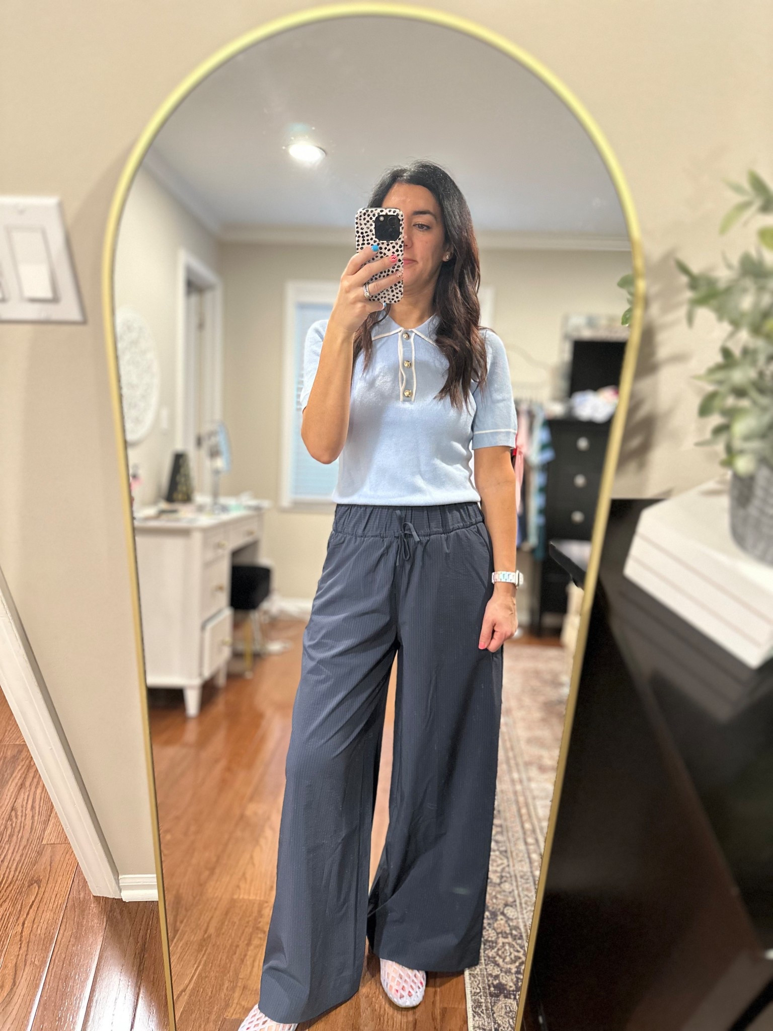 Hurry and grab these pants! They come in two lengths and are so comfortable. Top- XS 
Pants- small short

#LTKSeasonal #LTKFindsUnder50 #LTKOver40