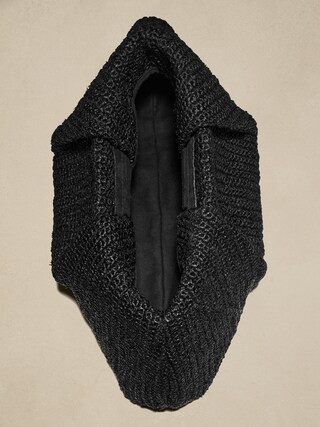 Riviera Raffia ClutchProduct SelectionsCA$150.00BlackNatural RaffiaColor: blackSize:One SizeQuant... | Banana Republic (CA)