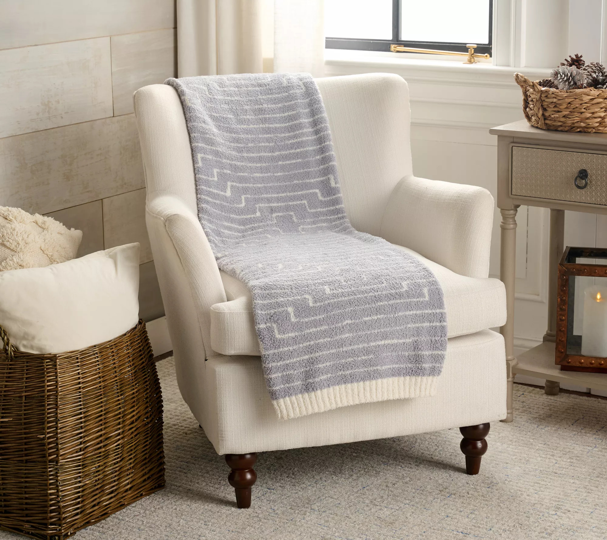 Barefoot Dreams CozyChic Diamond Stripe 45x60 Blanket - QVC.com | QVC