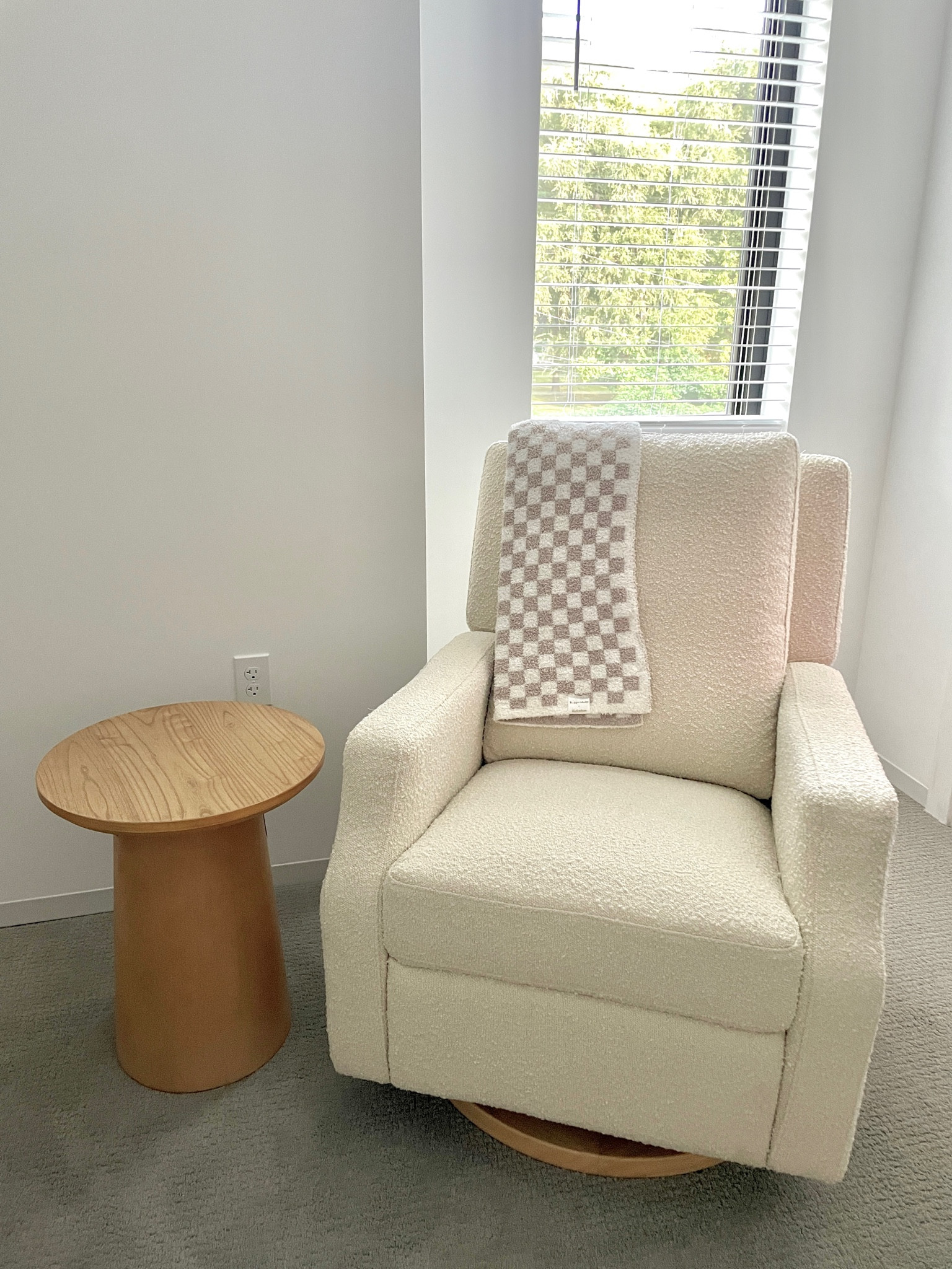 Nursery recliner & swivel glider! 



#LTKbump #LTKhome #LTKkids