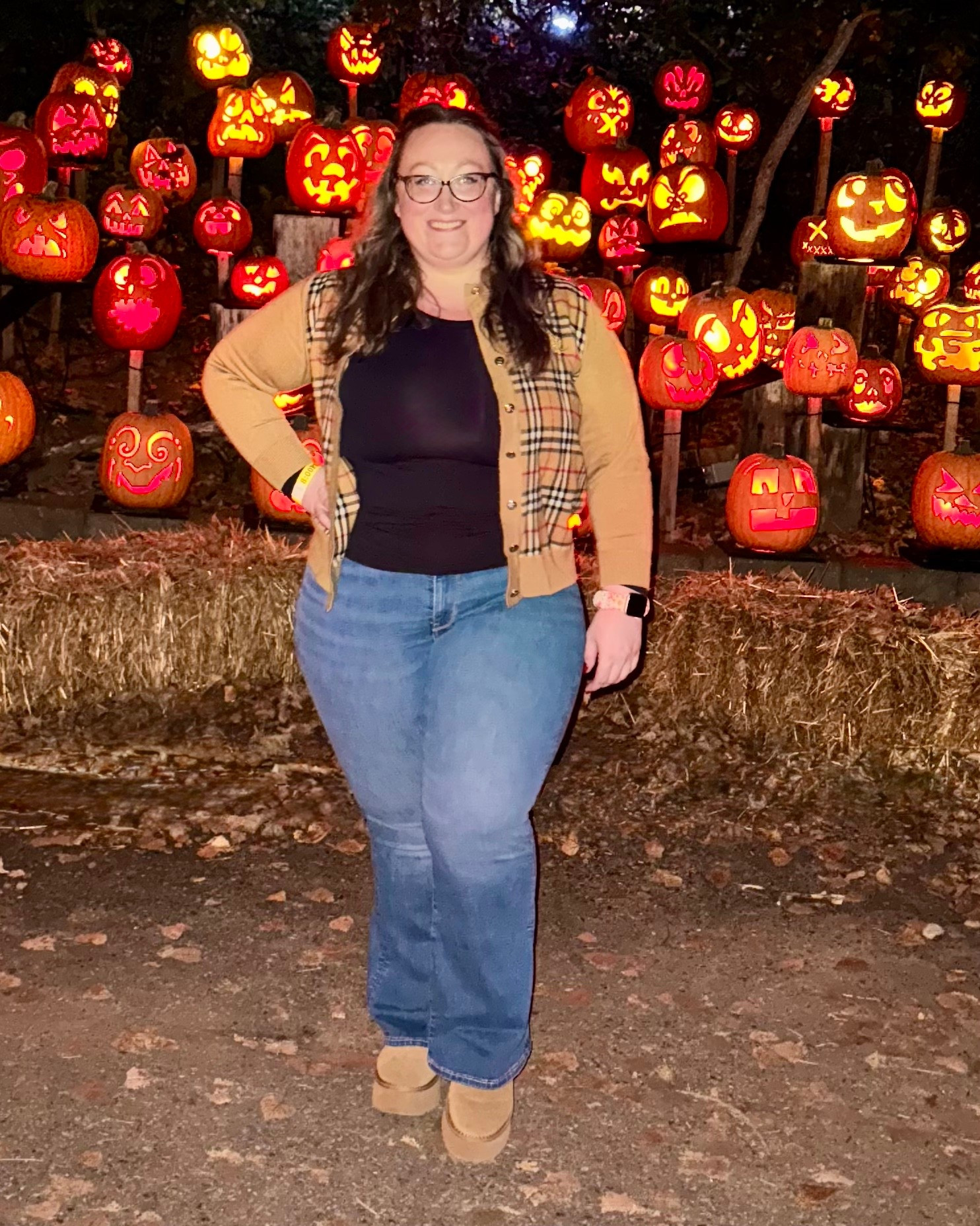 Jack-O-Lantern Spectacular outfit! Cardigan is vintage Burberry, but everything else is linked! These are my favorite curvy jeans, in a flare! (I am currently in a 12 Short.) And the coziest Ugg knockoffs. 😍

#LTKPetite #LTKHalloween #LTKSeasonal