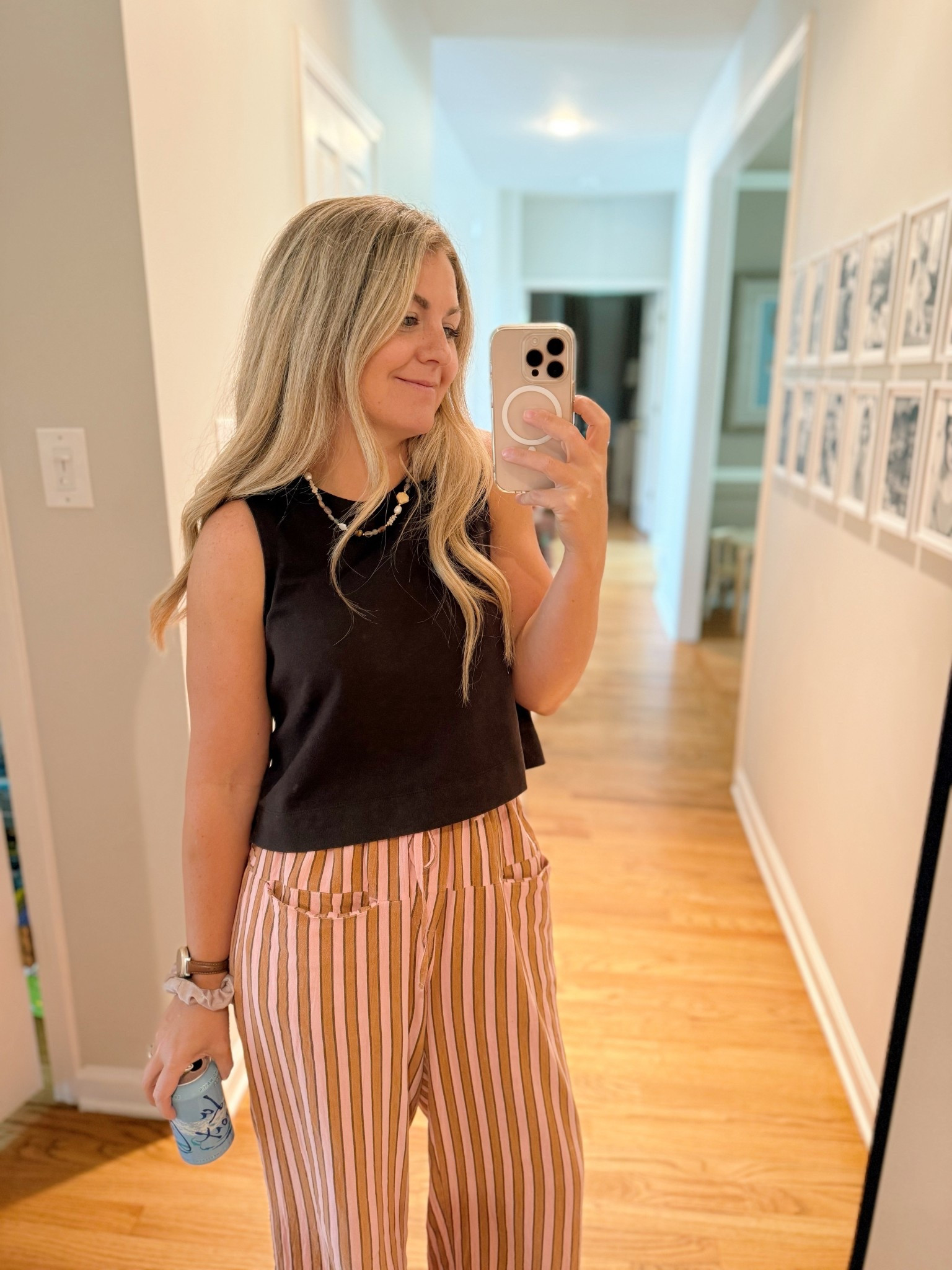 XS in top and S in bottom.