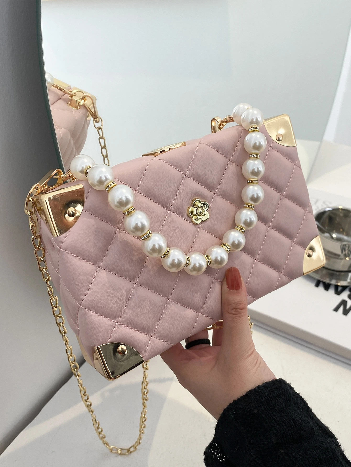Mini Faux Pearl Decor Quilted Box Bag
   SKU: swbag18210507208      
          (2453 Reviews)
   ... | SHEIN