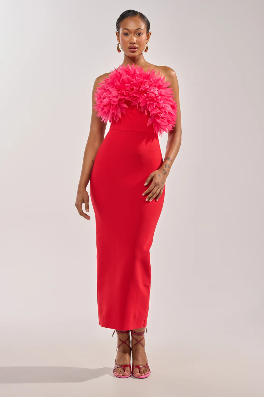 HEART ON MY SLEEVE BANDAGE MIDI DRESS | AKIRA