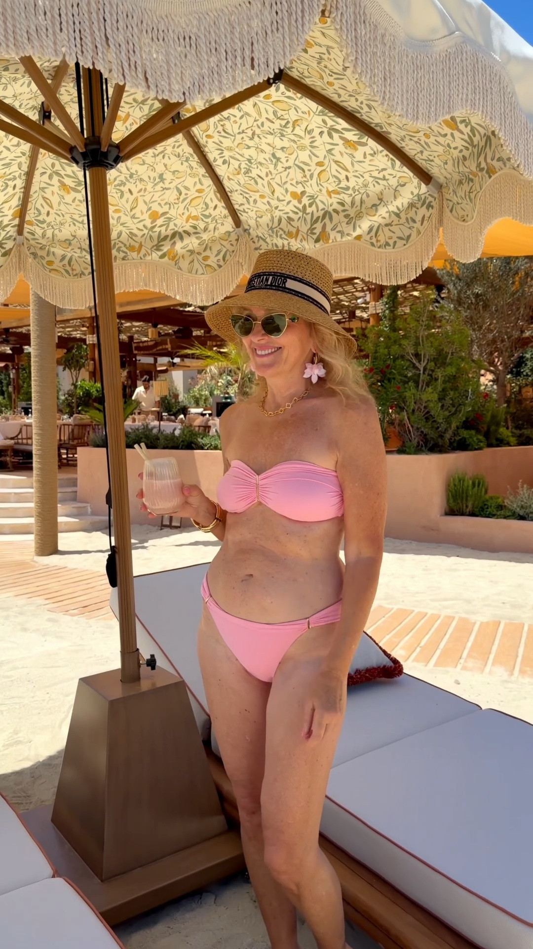 Dreaming in soft pink ☀️🍑

This baby pink bikini by Melissa Odabash is my perfect summer essential — elegant, flattering, and timeless.

Shop this look and similar pieces via my LTK in bio ✨

Perfect for your next luxury beach getaway 🌊

#LTKSeasonal #LTKSwim #LTKootd