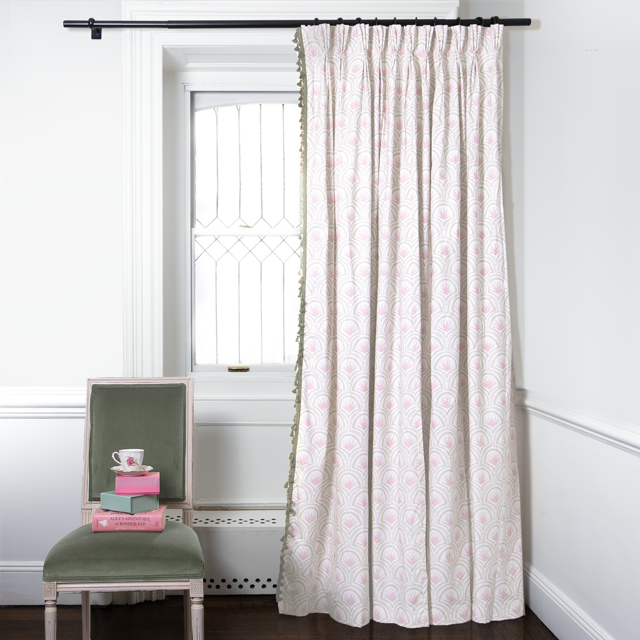 Thatcher Rose Curtain | Pepper